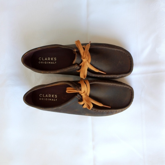 Clarks Shoes - Clarks Wallabee Brown Suede Moccasins with Orange Laces